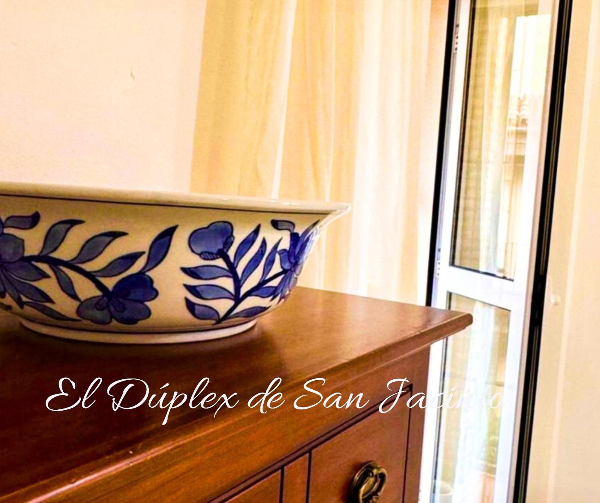 El Duplex De San Jacinto Sevilha Exterior foto