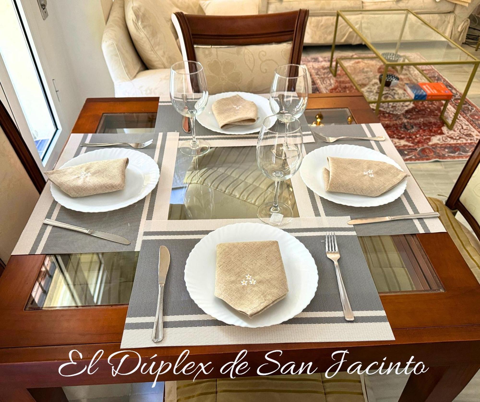 El Duplex De San Jacinto Sevilha Exterior foto