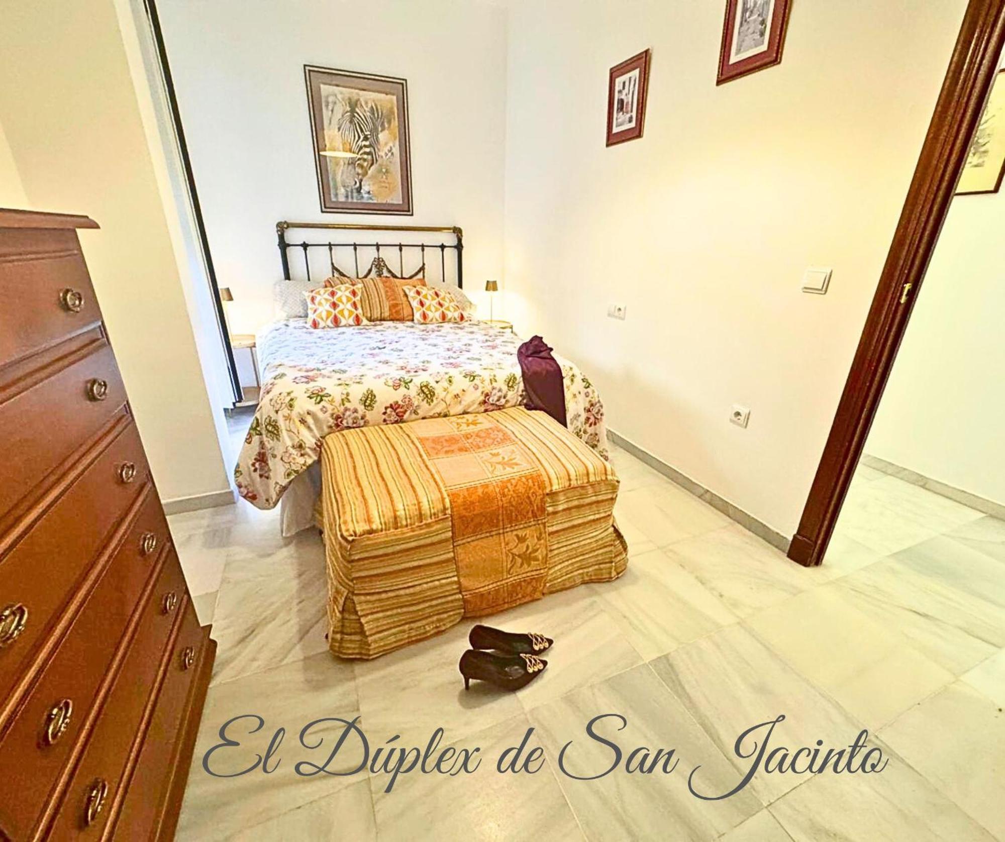 El Duplex De San Jacinto Sevilha Exterior foto
